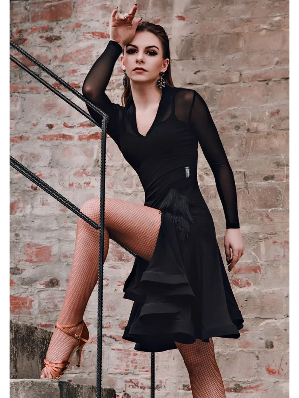 Women's Latin Dance Dress Fringe Full Skirt Long/Medium Sleeve Competition